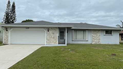 1257 SE Mcfarlane Avenue, Port Saint Lucie, FL 34952