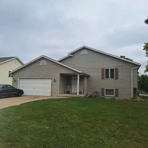 507 Bayfield Drive, Jefferson, WI 53549