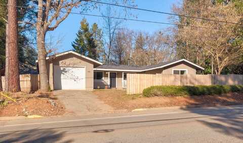 406 E River Street, Cave Junction, OR 97523