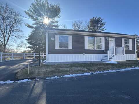 69 Rainbow Drive, Uncasville, CT 06382