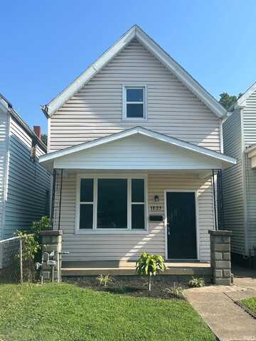 1023 W Franklin Street, Evansville, IN 47710