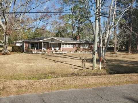 277 Lincoln Ave, Fitzgerald, GA 31750