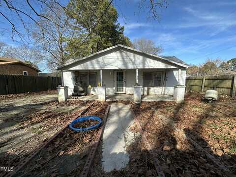 802 Primrose Street, Selma, NC 27576