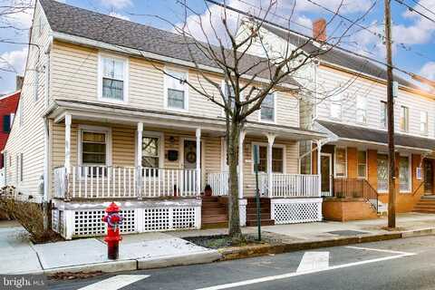 62 CROSSWICKS STREET, BORDENTOWN, NJ 08505