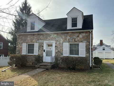 212 W 1ST STREET, FRONT ROYAL, VA 22630