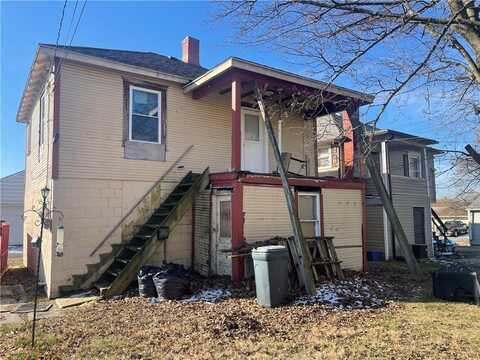 641 Line Ave Rear, Ellwood City, PA 16117