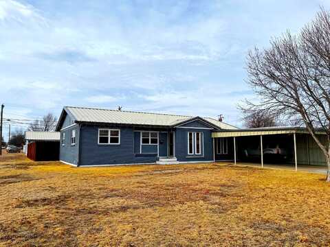 1618 S Baylor Street, Perryton, TX 79070