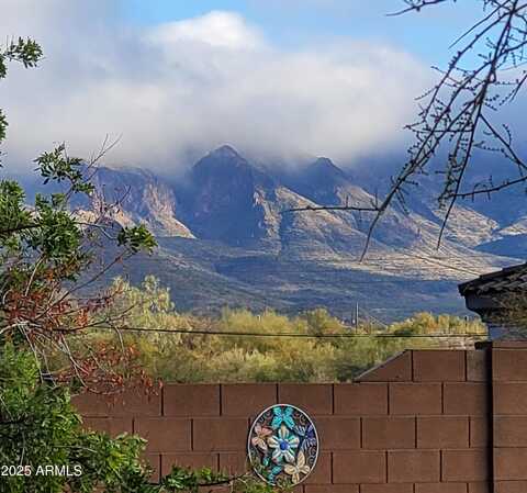 44311 N 1st Drive, New River, AZ 85087