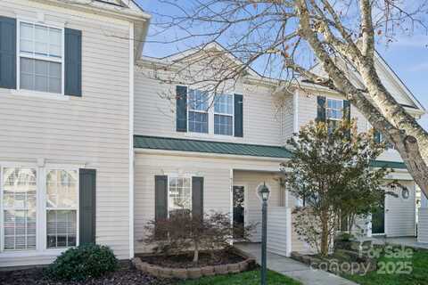 4211 Center Place Drive, Harrisburg, NC 28075