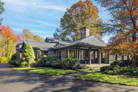 6 Old Orchard Drive, Weston, CT 06883