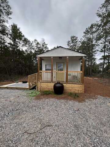 94 E Marigold Avenue, DeFuniak Springs, FL 32433