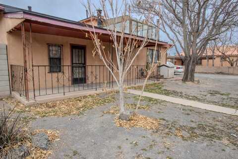 1151 TAPIA Boulevard SW, Albuquerque, NM 87105