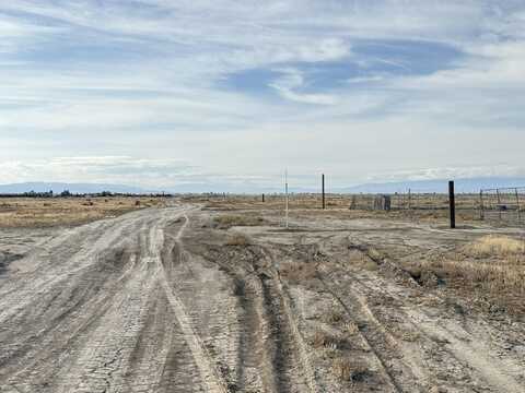 Vic Ave E4 & 45th St E, Lancaster, CA 93535
