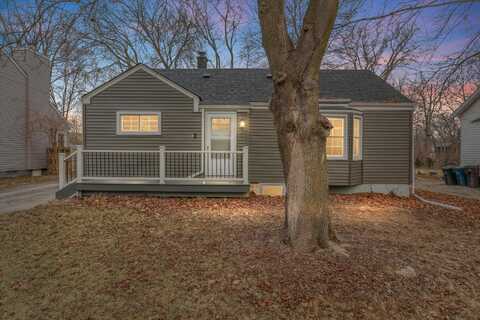 1235 Kensington Drive, Ann Arbor, MI 48104