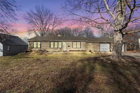 500 NE 74th Terrace, Gladstone, MO 64118