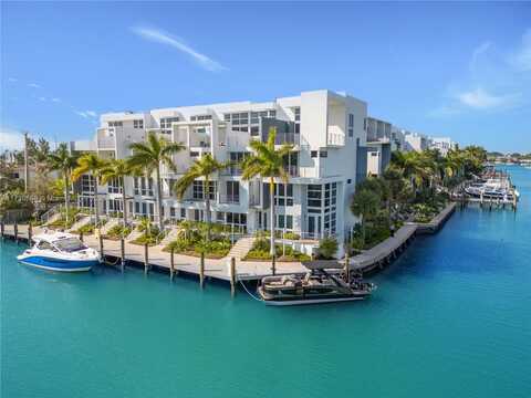 29 N Shore Dr, Miami Beach, FL 33141