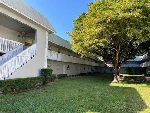 17255 SW 95th Ave, Palmetto Bay, FL 33157