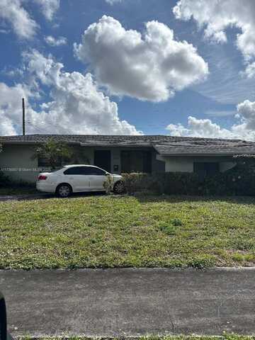 2910 NW 185th St, Miami Gardens, FL 33056