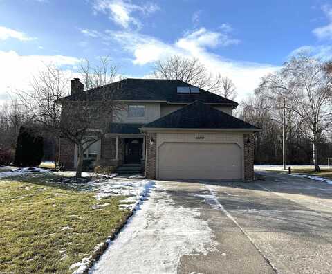 28272 Kingsberry, Chesterfield, MI 48047