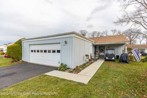 5b Aspen Plaza, Monroe, NJ 08831