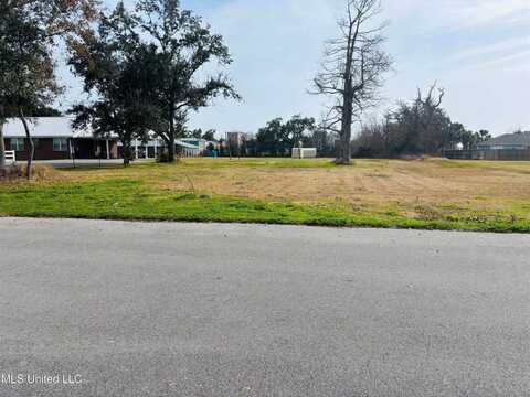 218 East Railroad Street, Pass Christian, MS 39571