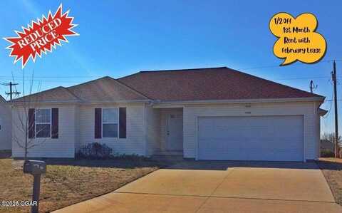 1402 S College Street, Webb City, MO 64870