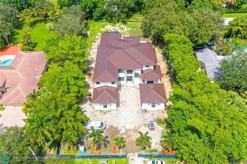 11951 SW 3rd St, Plantation, FL 33325