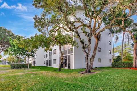 12600 SW 5th Ct, Pembroke Pines, FL 33027
