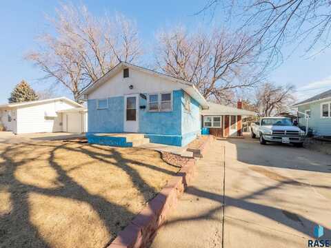 1204 S Van Eps Ave, Sioux Falls, SD 57105