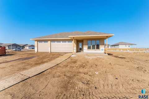 2308 E Brek St, Brandon, SD 57005