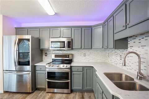 902 Sawgrass Lane, Portsmouth, VA 23703