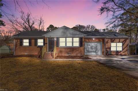 26 Dinwiddie Place, Newport News, VA 23608