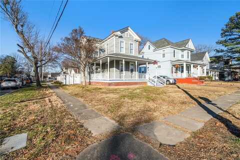 1201 Holly Avenue, Chesapeake, VA 23324