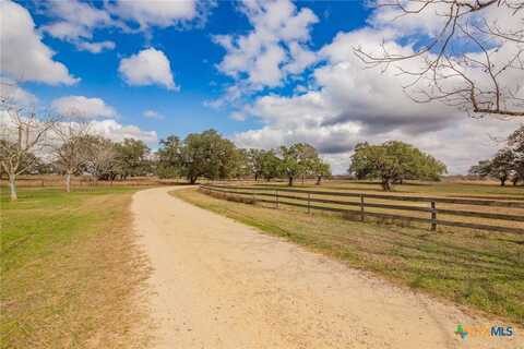 3816 Fm 1726, Goliad, TX 77963