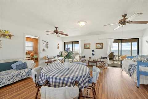 1651 Alligator Dr, Alligator Point, FL 32346