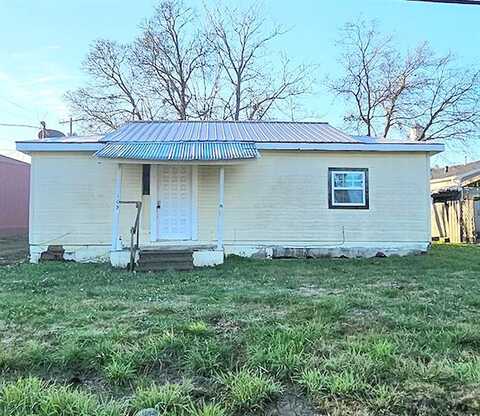 E Marsalis Street, Celeste, TX 75423