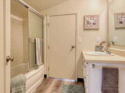 Kiernan, SPOKANE, WA 99205