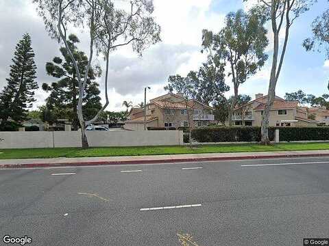 Oceanport, HUNTINGTON BEACH, CA 92648