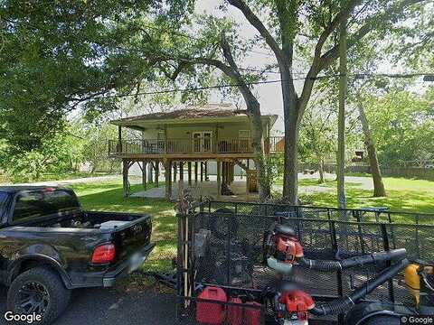 1St, BACLIFF, TX 77518