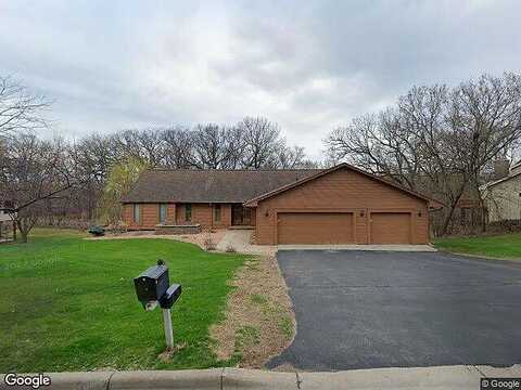 Golden Acre, HOPKINS, MN 55305