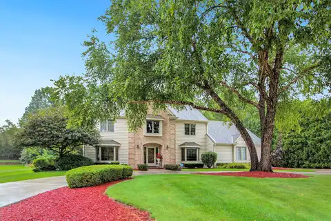 Weston Hills, BROOKFIELD, WI 53045