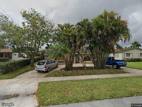 Scott, HOLLYWOOD, FL 33024