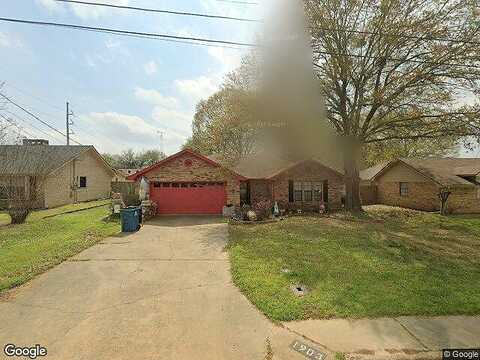 Castlegate, HENDERSON, TX 75654