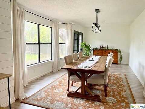 La Rue, SAN ANTONIO, TX 78217