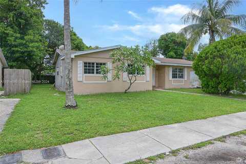 174Th, NORTH MIAMI BEACH, FL 33162