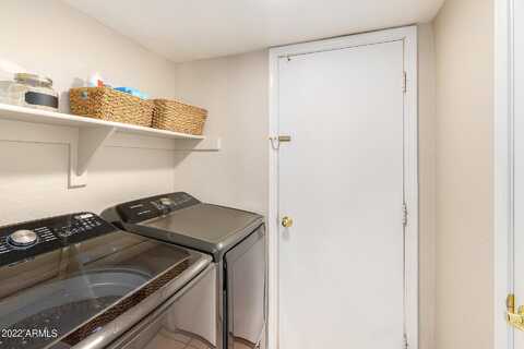 Siesta, PHOENIX, AZ 85044