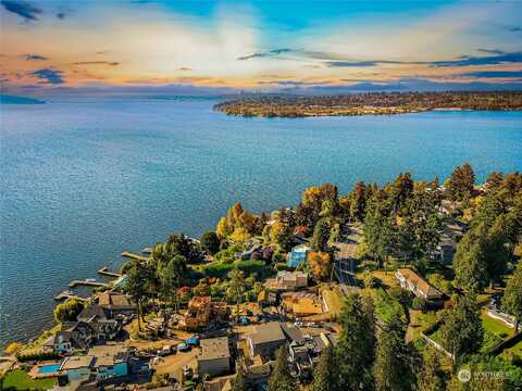 Juanita, KIRKLAND, WA 98034