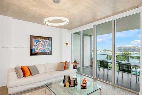 Indian Creek Dr, Miami Beach, FL 33141