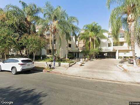 Newcastle Ave, Encino, CA 91316