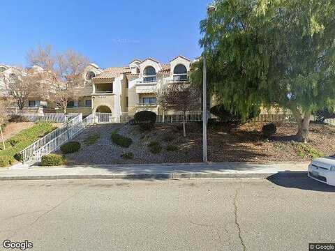 Flynn Dr, Canyon Country, CA 91387